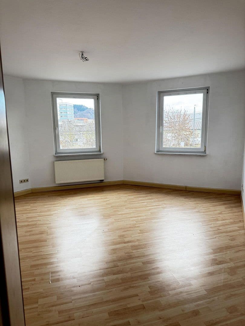 Pronájem bytu 2+1 58 m², Prüssingstraße 17, Jena, Durynsko Pronájem bytu 2+1 58 m², Prüssingstraße 17, Jena, Durynsko