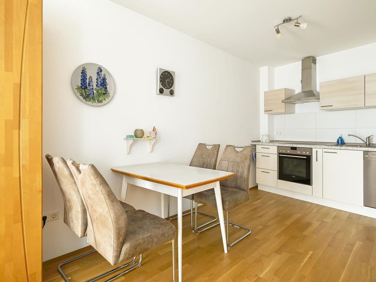 Pronájem bytu 2+1 46 m², Wöschbacherstr.37, Pfinztal, Bádensko-Württembersko Pronájem bytu 2+1 46 m², Wöschbacherstr.37, Pfinztal, Bádensko-Württembersko