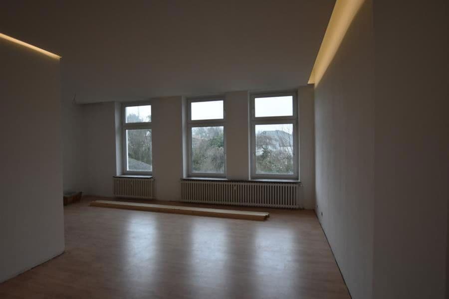 Prodej domu 352 m², pozemek 987 m², Melle, Dolní Sasko Prodej domu 352 m², pozemek 987 m², Melle, Dolní Sasko