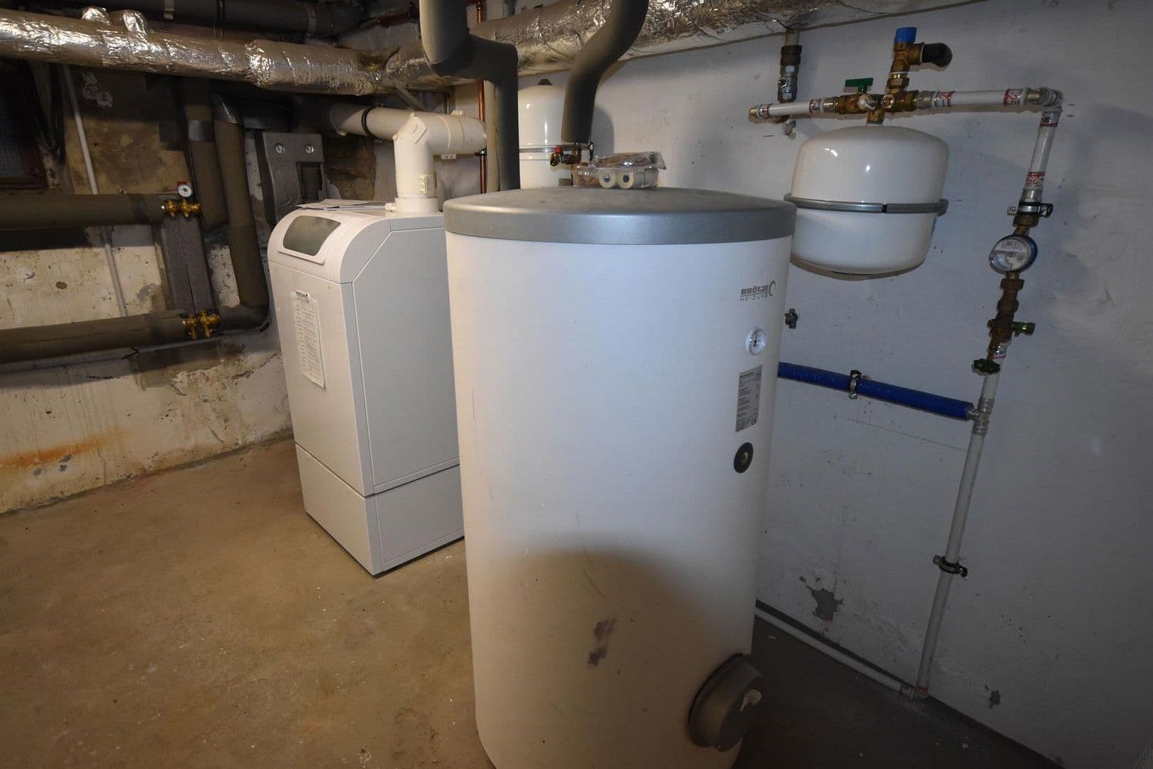 Prodej domu 352 m², pozemek 987 m², Melle, Dolní Sasko Prodej domu 352 m², pozemek 987 m², Melle, Dolní Sasko