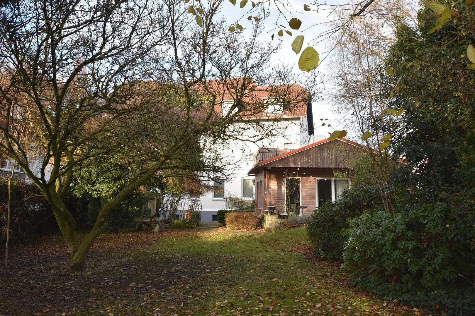 Prodej domu 352 m², pozemek 987 m², Melle, Dolní Sasko Prodej domu 352 m², pozemek 987 m², Melle, Dolní Sasko