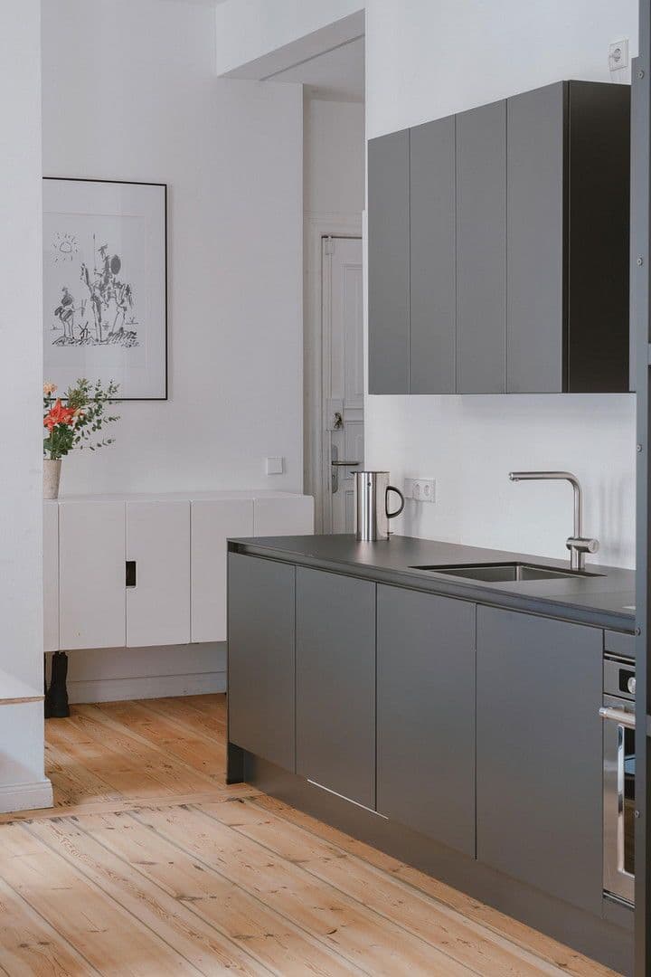 Prodej bytu 2+1 70 m², Erdmannstraße, Berlin, Berlín Prodej bytu 2+1 70 m², Erdmannstraße, Berlin, Berlín