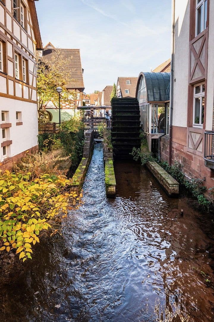 Pronájem bytu 4+1 120 m², Prof.-Nägle-Platz 2, Annweiler am Trifels, Porýní-Falc Pronájem bytu 4+1 120 m², Prof.-Nägle-Platz 2, Annweiler am Trifels, Porýní-Falc