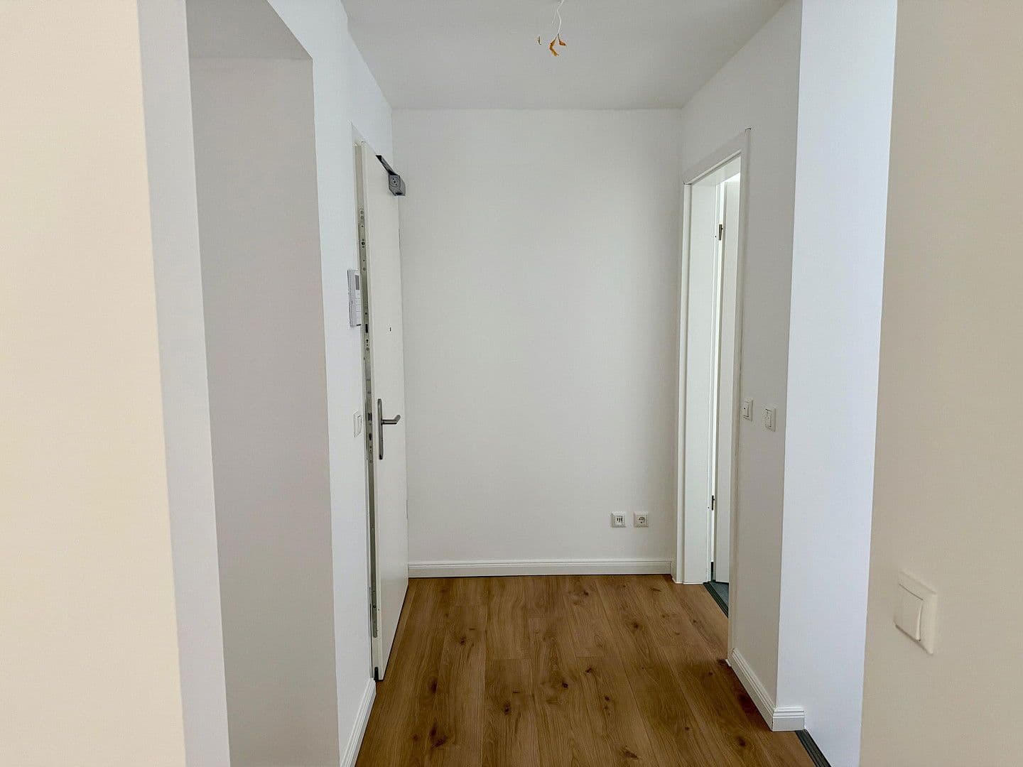 Pronájem bytu 5+kk 161 m², Ochsenzollerstr.79, Norderstedt, Šlesvicko-Holštýnsko Pronájem bytu 5+kk 161 m², Ochsenzollerstr.79, Norderstedt, Šlesvicko-Holštýnsko