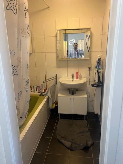 Pronájem bytu 14 m², Bornheimerstr. 80, Bonn, Severní Porýní-Vestfálsko Pronájem bytu 14 m², Bornheimerstr. 80, Bonn, Severní Porýní-Vestfálsko