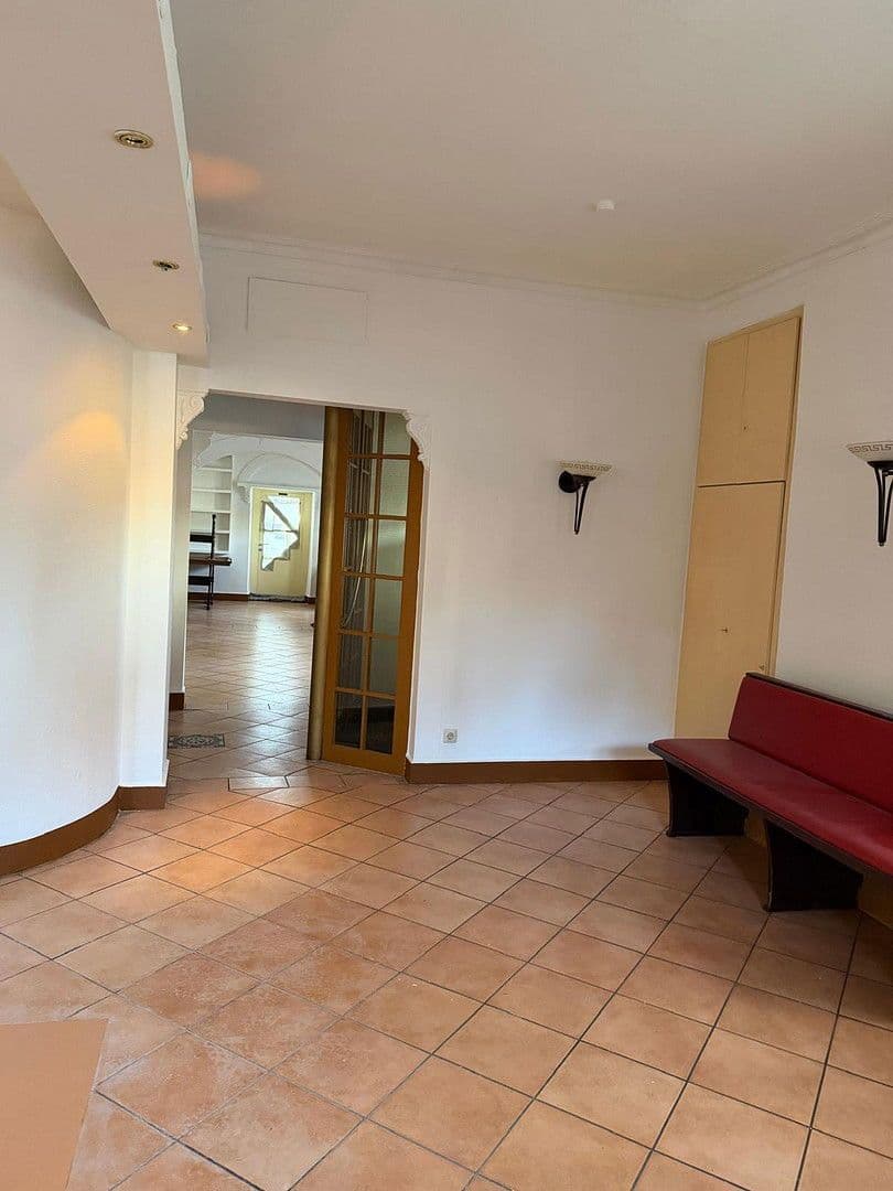 Pronájem nebytového prostoru 137 m², Dobler Str.14, Bad Herrenalb, Bádensko-Württembersko Pronájem nebytového prostoru 137 m², Dobler Str.14, Bad Herrenalb, Bádensko-Württembersko