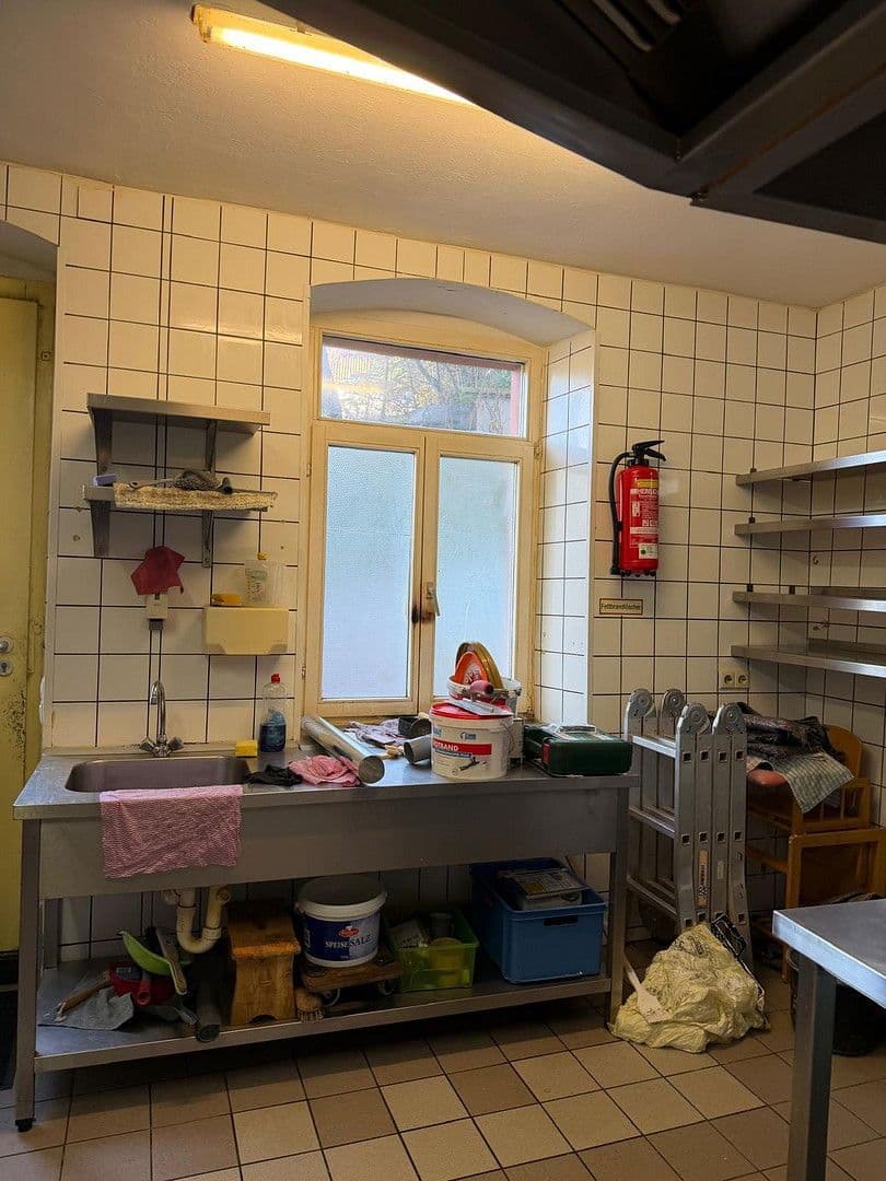 Pronájem nebytového prostoru 137 m², Dobler Str.14, Bad Herrenalb, Bádensko-Württembersko Pronájem nebytového prostoru 137 m², Dobler Str.14, Bad Herrenalb, Bádensko-Württembersko