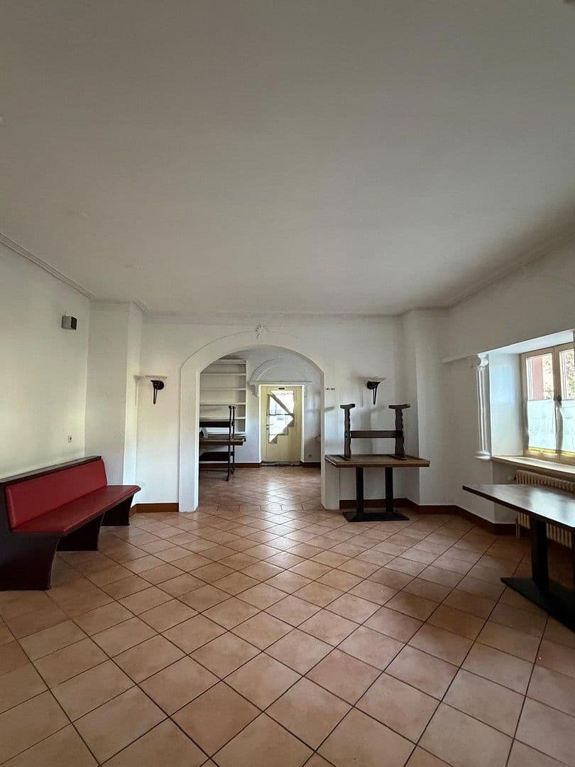 Pronájem nebytového prostoru 137 m², Dobler Str.14, Bad Herrenalb, Bádensko-Württembersko Pronájem nebytového prostoru 137 m², Dobler Str.14, Bad Herrenalb, Bádensko-Württembersko