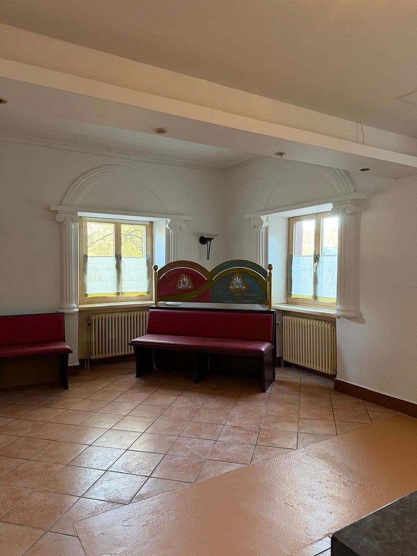 Pronájem nebytového prostoru 137 m², Dobler Str.14, Bad Herrenalb, Bádensko-Württembersko Pronájem nebytového prostoru 137 m², Dobler Str.14, Bad Herrenalb, Bádensko-Württembersko