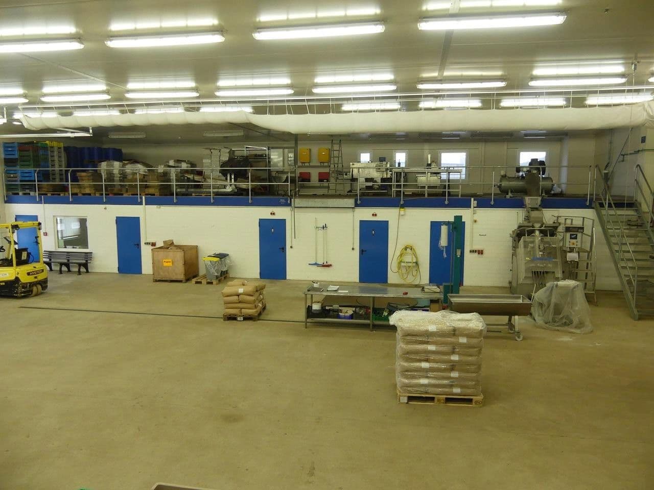 Prodej nebytového prostoru 14.154 m², Am Heidweg 7, Pressath, Bavorsko Prodej nebytového prostoru 14.154 m², Am Heidweg 7, Pressath, Bavorsko