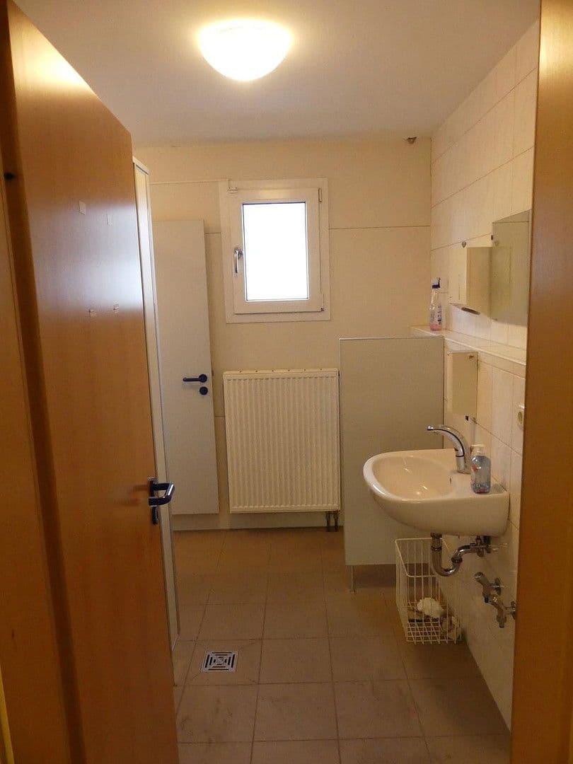 Prodej nebytového prostoru 14.154 m², Am Heidweg 7, Pressath, Bavorsko Prodej nebytového prostoru 14.154 m², Am Heidweg 7, Pressath, Bavorsko