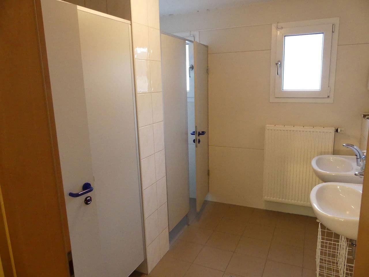 Prodej nebytového prostoru 14.154 m², Am Heidweg 7, Pressath, Bavorsko Prodej nebytového prostoru 14.154 m², Am Heidweg 7, Pressath, Bavorsko