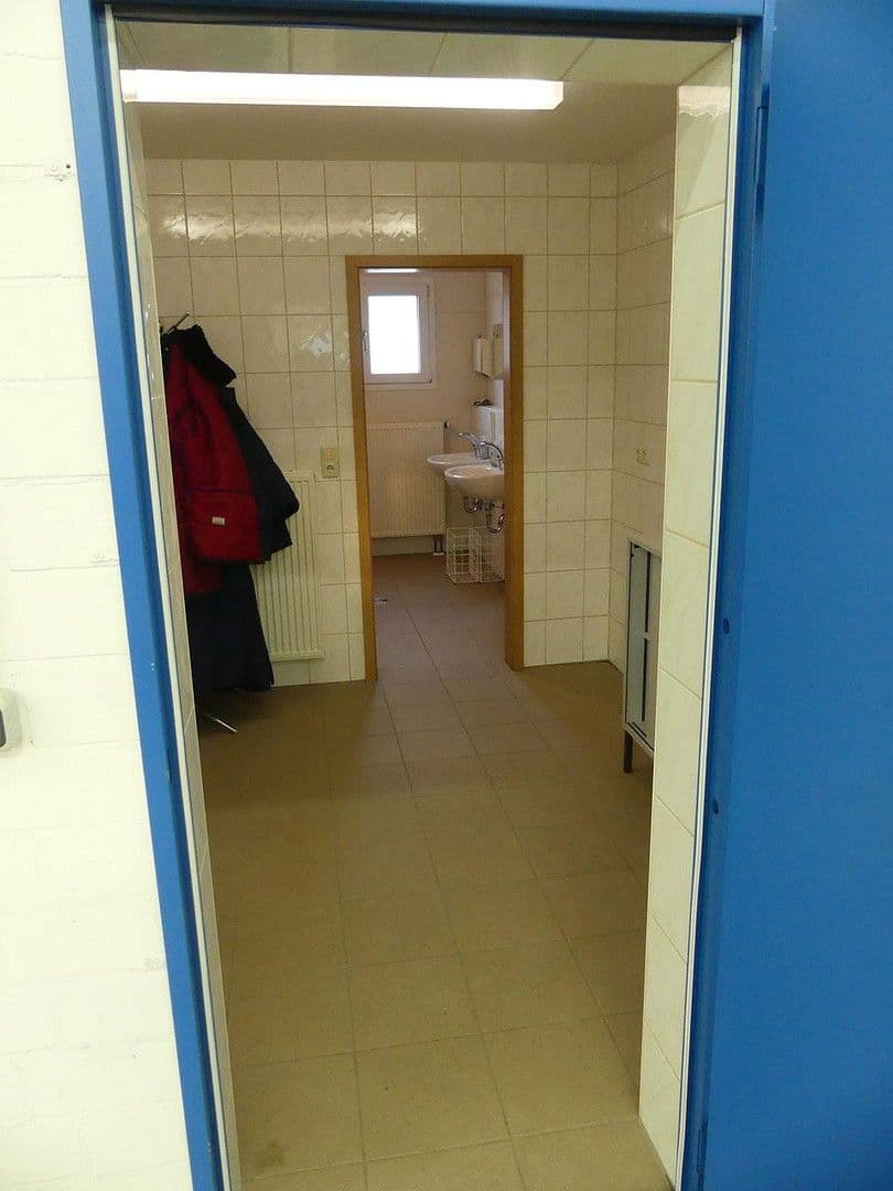 Prodej nebytového prostoru 14.154 m², Am Heidweg 7, Pressath, Bavorsko Prodej nebytového prostoru 14.154 m², Am Heidweg 7, Pressath, Bavorsko