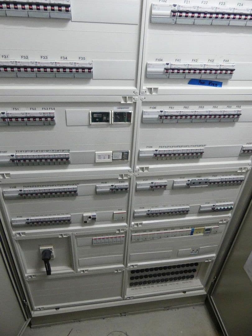 Prodej nebytového prostoru 14.154 m², Am Heidweg 7, Pressath, Bavorsko Prodej nebytového prostoru 14.154 m², Am Heidweg 7, Pressath, Bavorsko