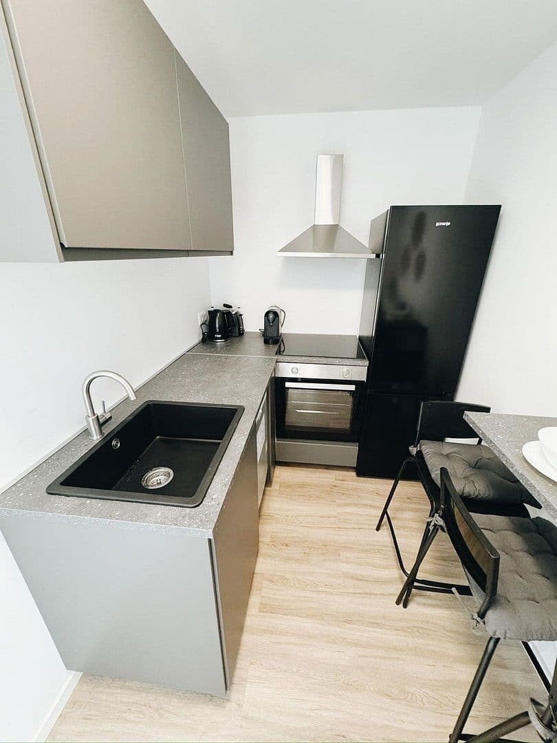 Pronájem bytu 68 m², Fritz-Meyer-Weg 27, München, Bavorsko Pronájem bytu 68 m², Fritz-Meyer-Weg 27, München, Bavorsko