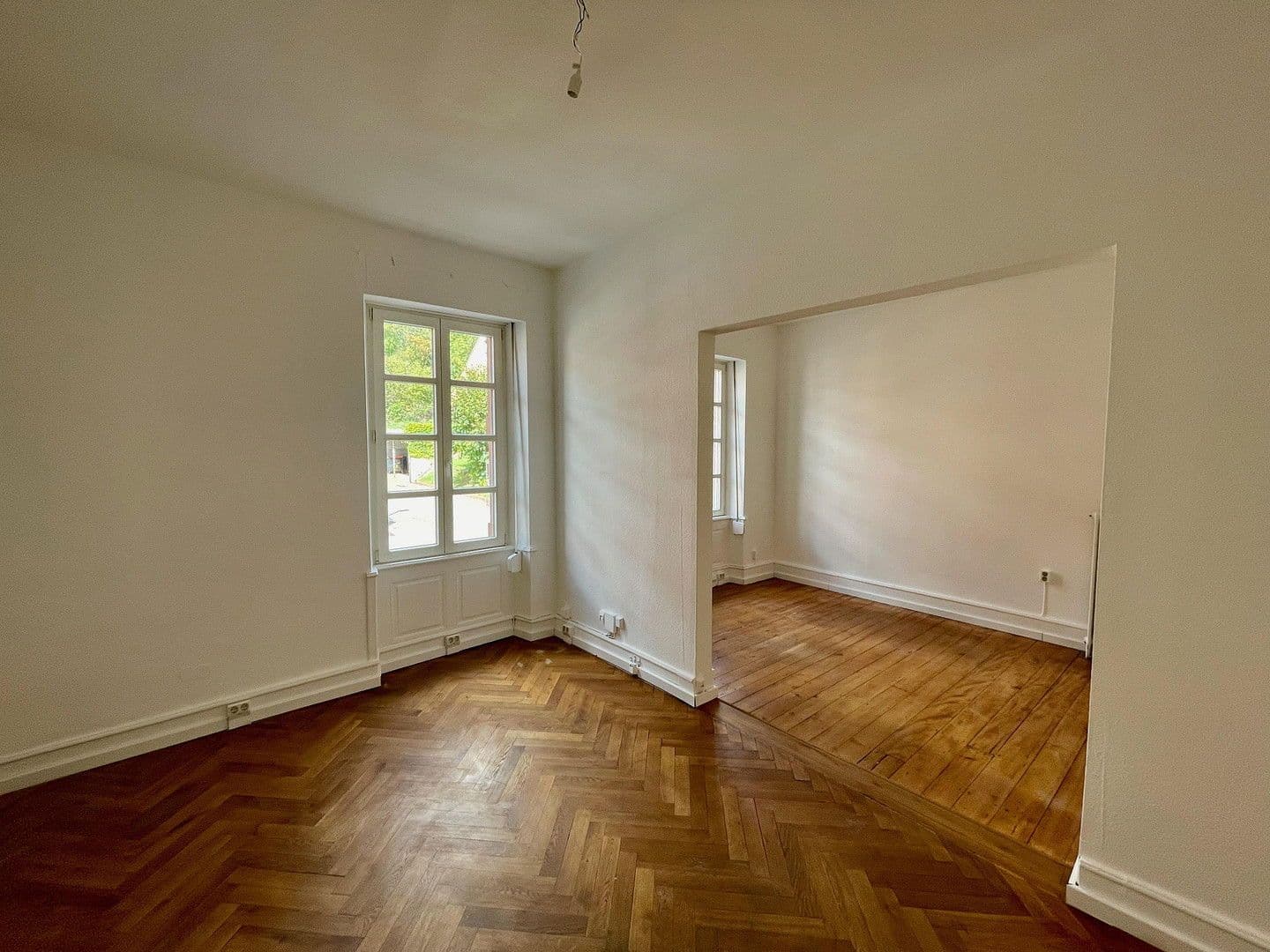 Pronájem bytu 6+1 154 m², Prof.-Nägle-Platz 2, Annweiler am Trifels, Porýní-Falc Pronájem bytu 6+1 154 m², Prof.-Nägle-Platz 2, Annweiler am Trifels, Porýní-Falc