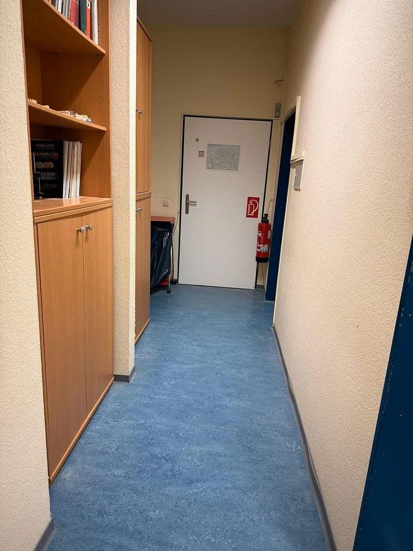 Pronájem kanceláře 230 m², Wilhelmshaven, Dolní Sasko Pronájem kanceláře 230 m², Wilhelmshaven, Dolní Sasko