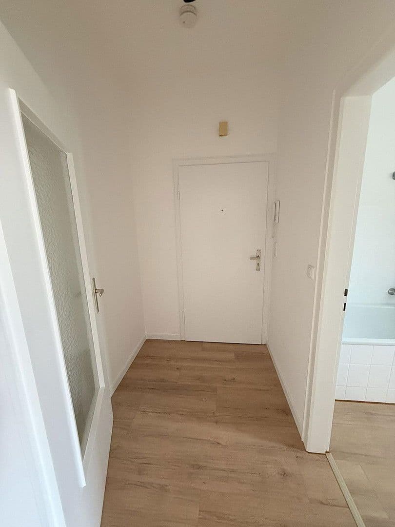 Pronájem bytu 2+1 38 m², Oberdorfstr. 68, Essen, Severní Porýní-Vestfálsko Pronájem bytu 2+1 38 m², Oberdorfstr. 68, Essen, Severní Porýní-Vestfálsko