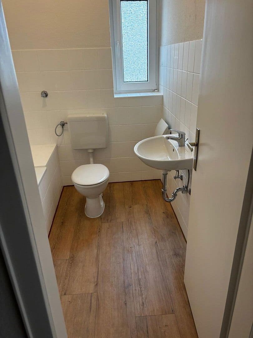 Pronájem bytu 2+1 38 m², Oberdorfstr. 68, Essen, Severní Porýní-Vestfálsko Pronájem bytu 2+1 38 m², Oberdorfstr. 68, Essen, Severní Porýní-Vestfálsko