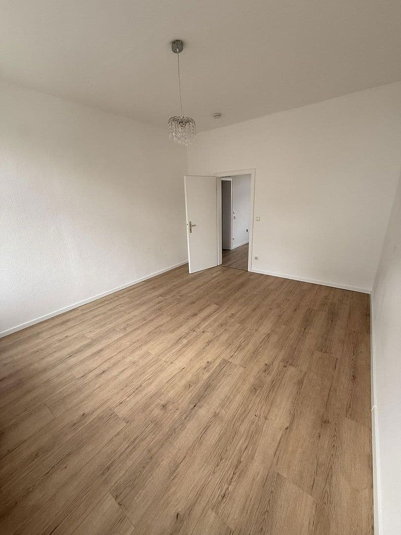 Pronájem bytu 2+1 38 m², Oberdorfstr. 68, Essen, Severní Porýní-Vestfálsko Pronájem bytu 2+1 38 m², Oberdorfstr. 68, Essen, Severní Porýní-Vestfálsko