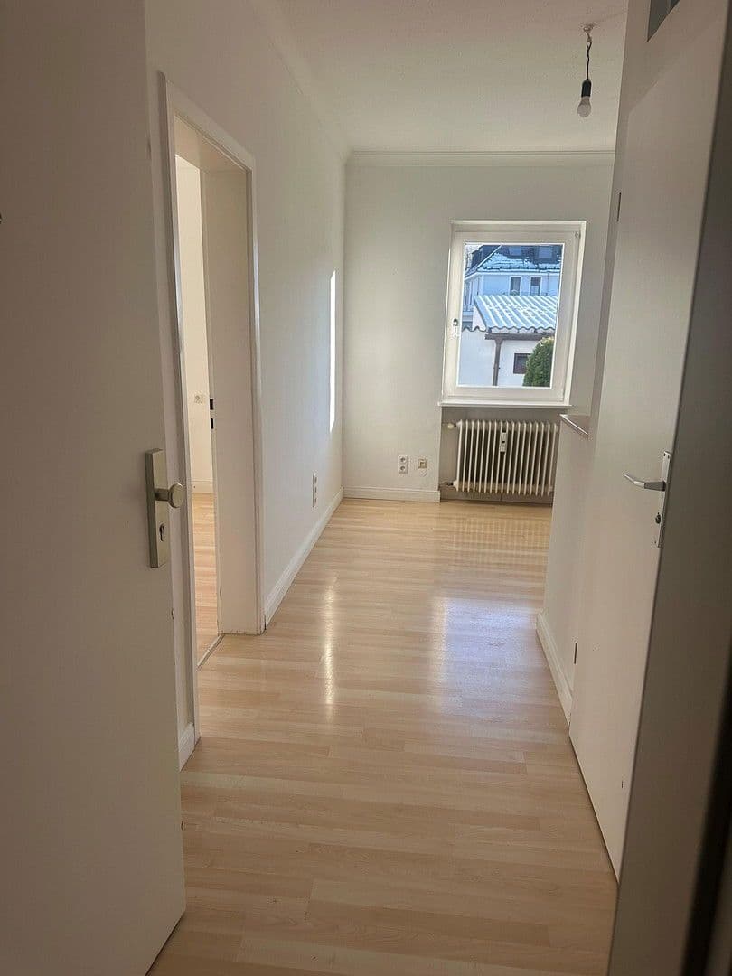Pronájem bytu 2+kk 44 m², Alpspitzstr. 16, Starnberg, Bavorsko Pronájem bytu 2+kk 44 m², Alpspitzstr. 16, Starnberg, Bavorsko