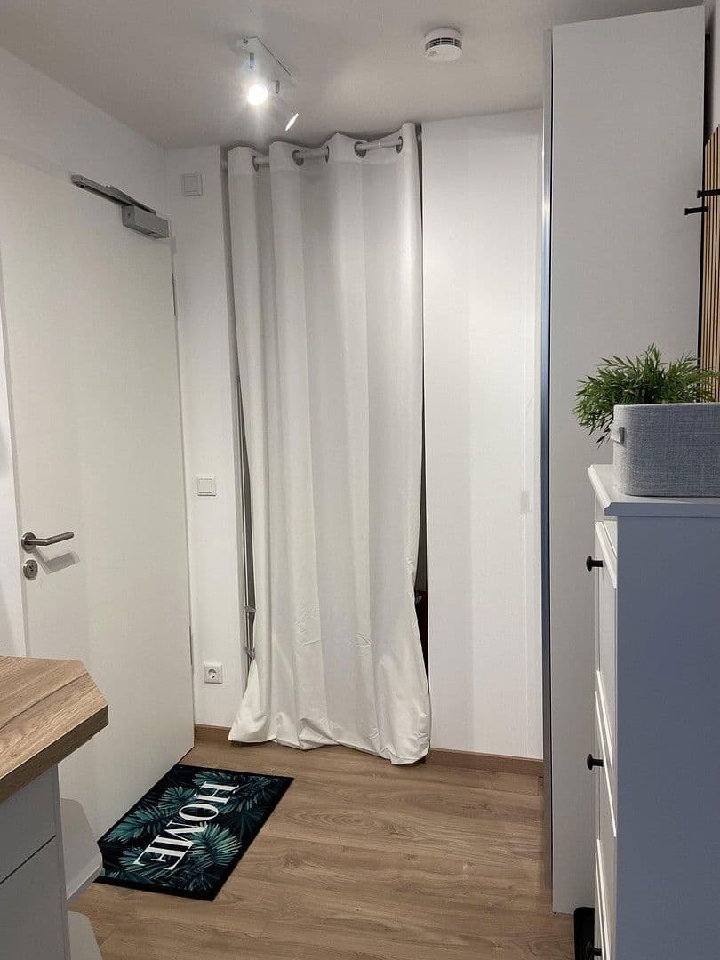 Pronájem bytu 2+1 39 m², Eversbuschstraße, München, Bavorsko Pronájem bytu 2+1 39 m², Eversbuschstraße, München, Bavorsko