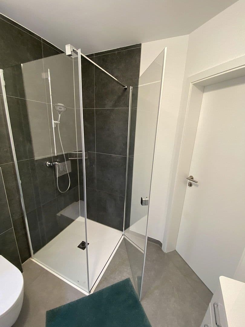 Pronájem bytu 2+1 39 m², Eversbuschstraße, München, Bavorsko Pronájem bytu 2+1 39 m², Eversbuschstraße, München, Bavorsko