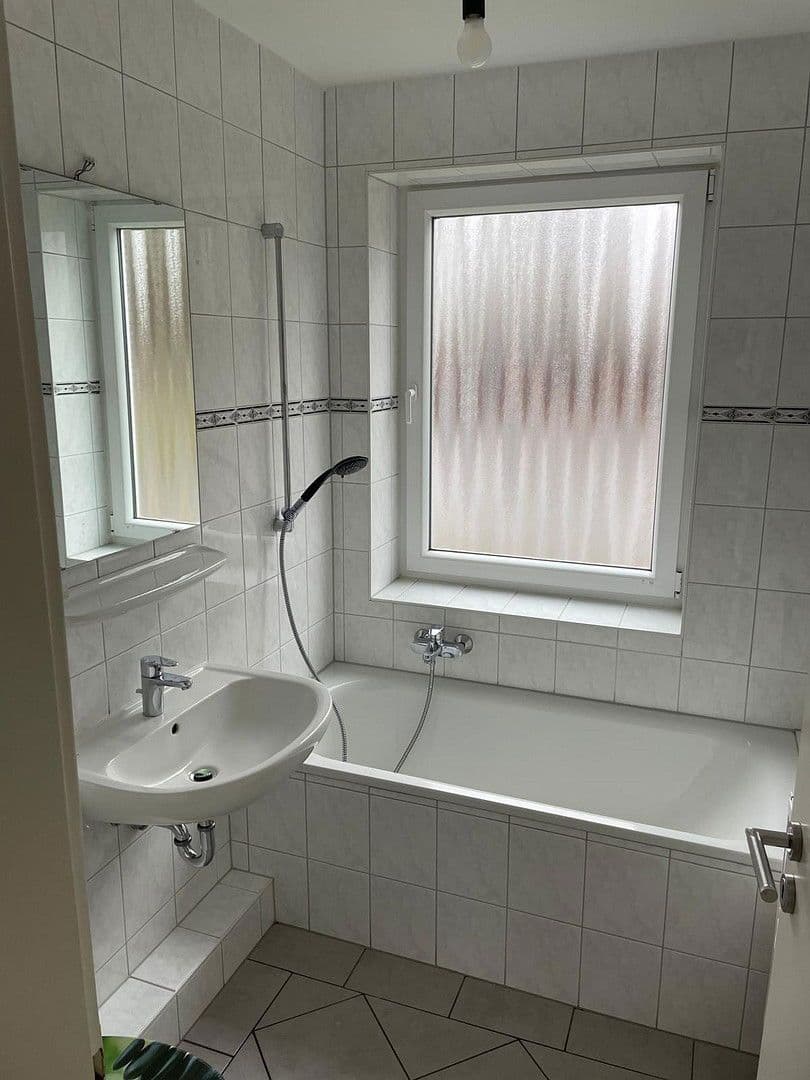 Pronájem bytu 3+1 62 m², Klaus-Groth-Straße 50, Lüneburg, Dolní Sasko Pronájem bytu 3+1 62 m², Klaus-Groth-Straße 50, Lüneburg, Dolní Sasko