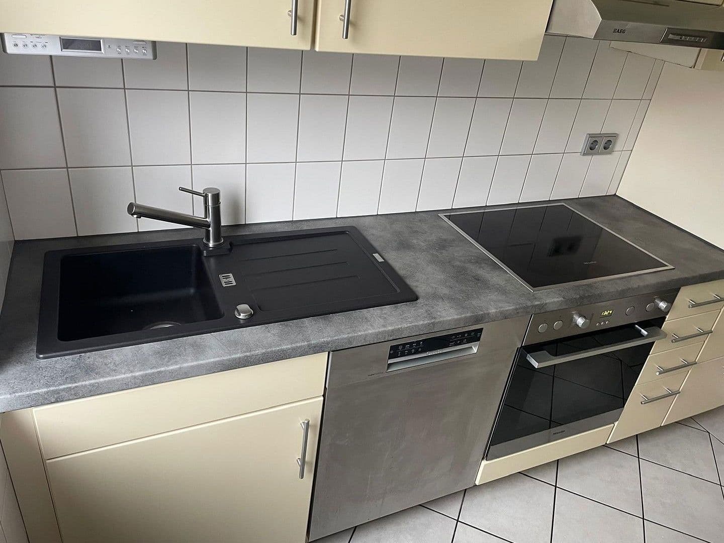 Pronájem bytu 3+1 62 m², Klaus-Groth-Straße 50, Lüneburg, Dolní Sasko Pronájem bytu 3+1 62 m², Klaus-Groth-Straße 50, Lüneburg, Dolní Sasko