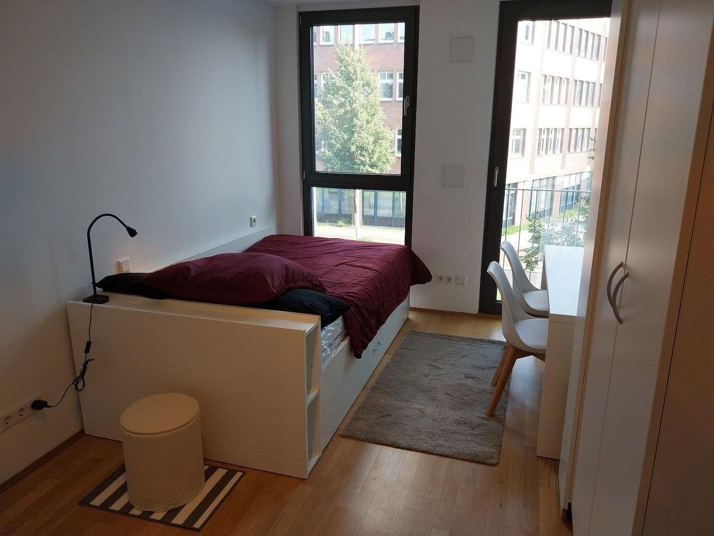 Pronájem bytu 1+1 24 m², Rudower Chaussee 32, Berlin, Berlín Pronájem bytu 1+1 24 m², Rudower Chaussee 32, Berlin, Berlín