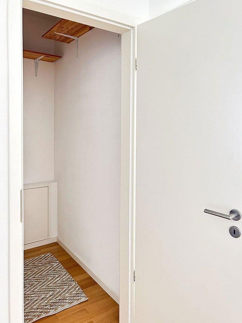 Prodej bytu 2+1 56 m², Berlin, Berlín Prodej bytu 2+1 56 m², Berlin, Berlín