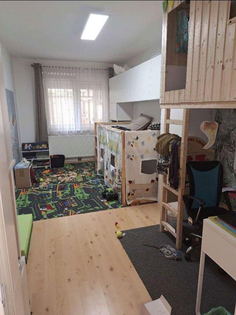 Pronájem bytu 3+1 78 m², Helenenstrasse, Baden bei Wien, Dolní Rakousko Pronájem bytu 3+1 78 m², Helenenstrasse, Baden bei Wien, Dolní Rakousko