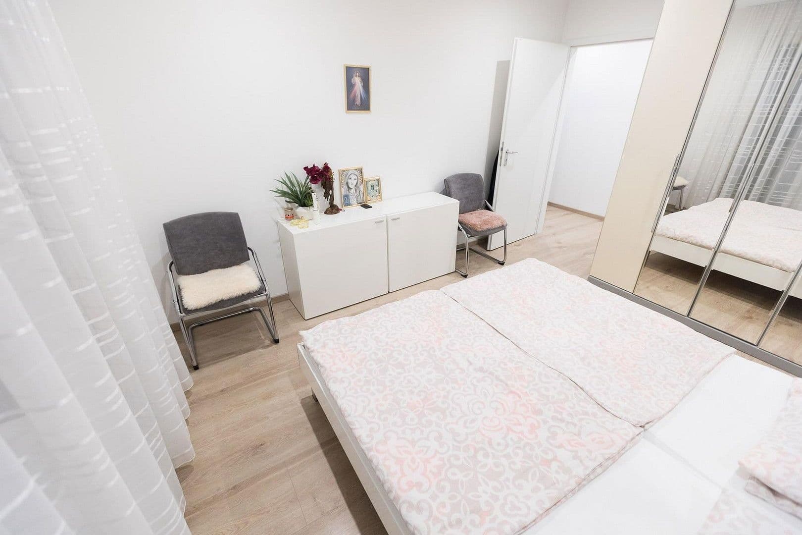 Prodej bytu 3+1 95 m², Thiedeweg 28, Hamburg, Hamburg Prodej bytu 3+1 95 m², Thiedeweg 28, Hamburg, Hamburg