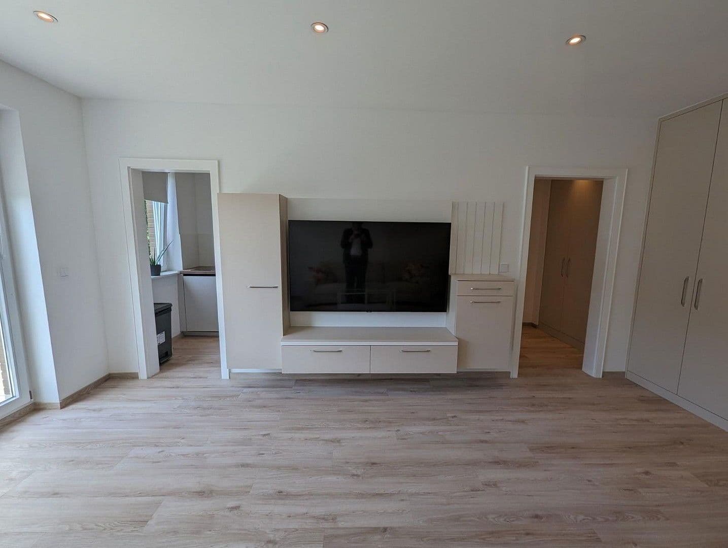 Prodej bytu 3+1 95 m², Thiedeweg 28, Hamburg, Hamburg Prodej bytu 3+1 95 m², Thiedeweg 28, Hamburg, Hamburg