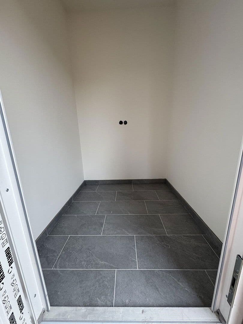 Pronájem bytu 3+1 88 m², Hauptstr. 6, Brackel, Dolní Sasko Pronájem bytu 3+1 88 m², Hauptstr. 6, Brackel, Dolní Sasko