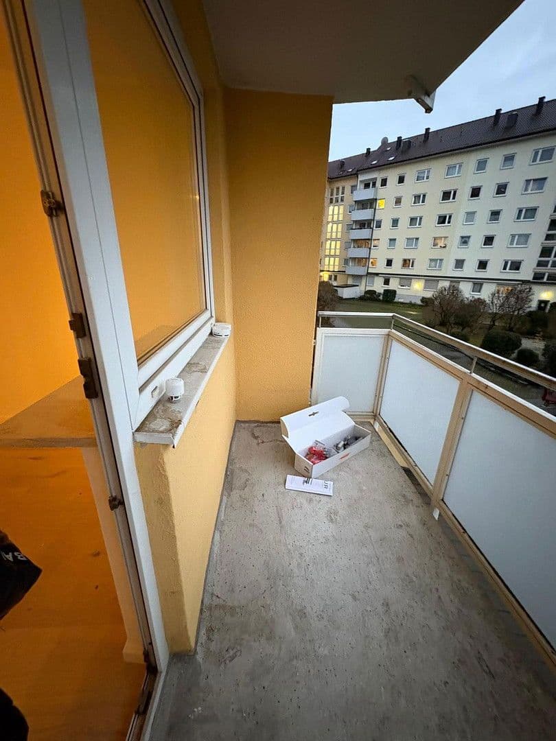 Pronájem bytu 1+1 32 m², Eintrachtstraße 10, München, Bavorsko Pronájem bytu 1+1 32 m², Eintrachtstraße 10, München, Bavorsko