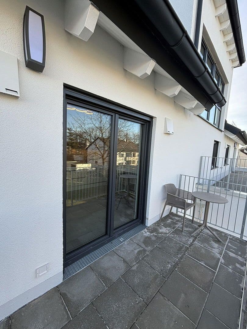 Pronájem bytu 1+1 23 m², Senefelderstr. 1, Augsburg, Bavorsko Pronájem bytu 1+1 23 m², Senefelderstr. 1, Augsburg, Bavorsko