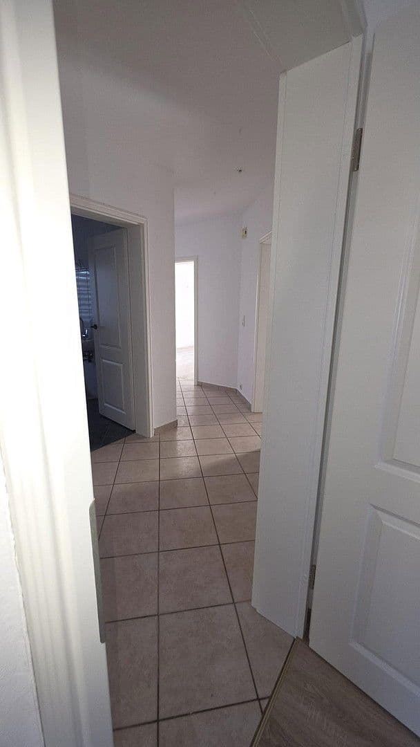 Pronájem bytu 3+1 91 m², Berlin, Berlín Pronájem bytu 3+1 91 m², Berlin, Berlín