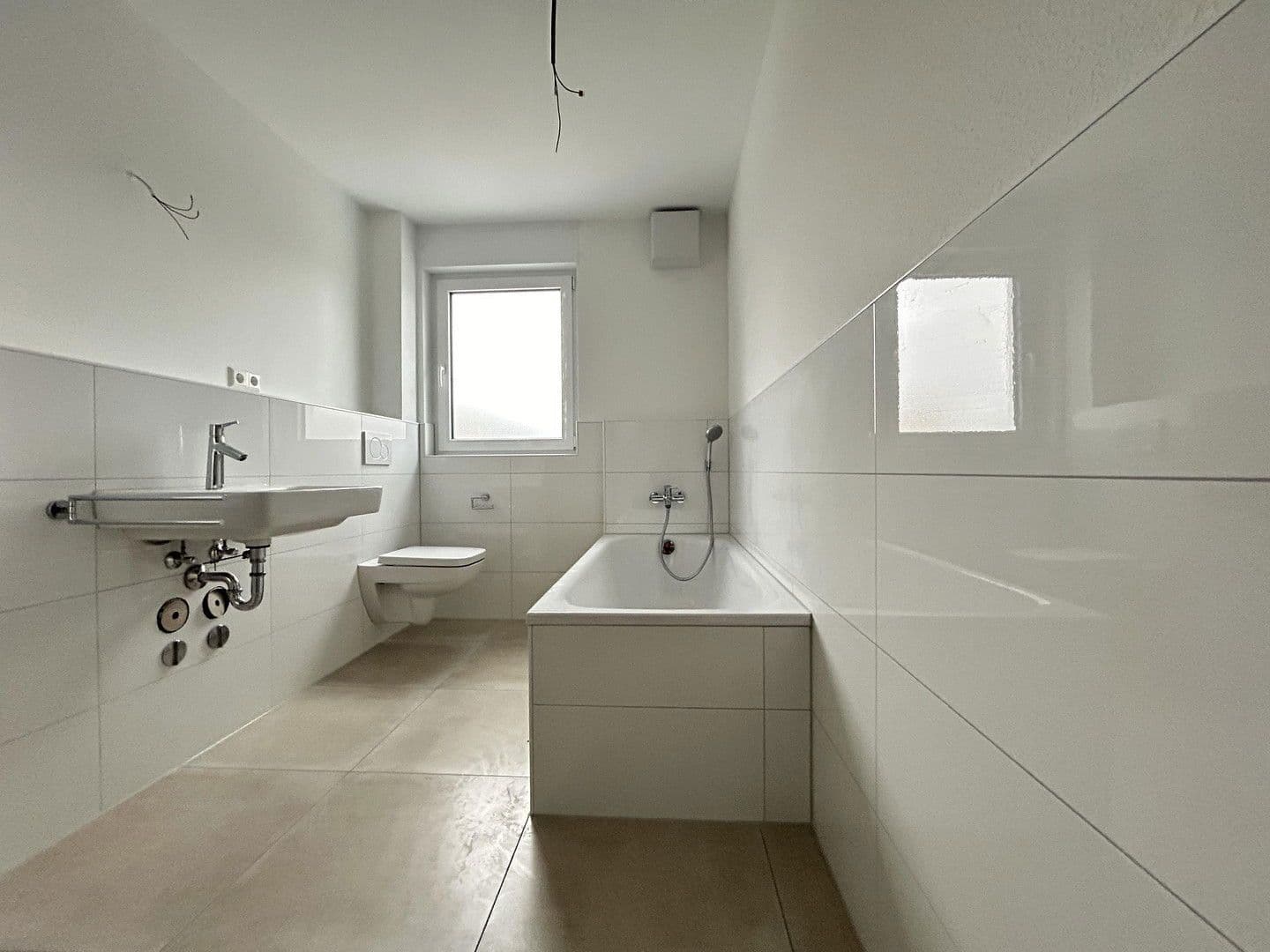 Pronájem bytu 3+1 98 m², Fabrikstraße, Kraichtal, Bádensko-Württembersko Pronájem bytu 3+1 98 m², Fabrikstraße, Kraichtal, Bádensko-Württembersko