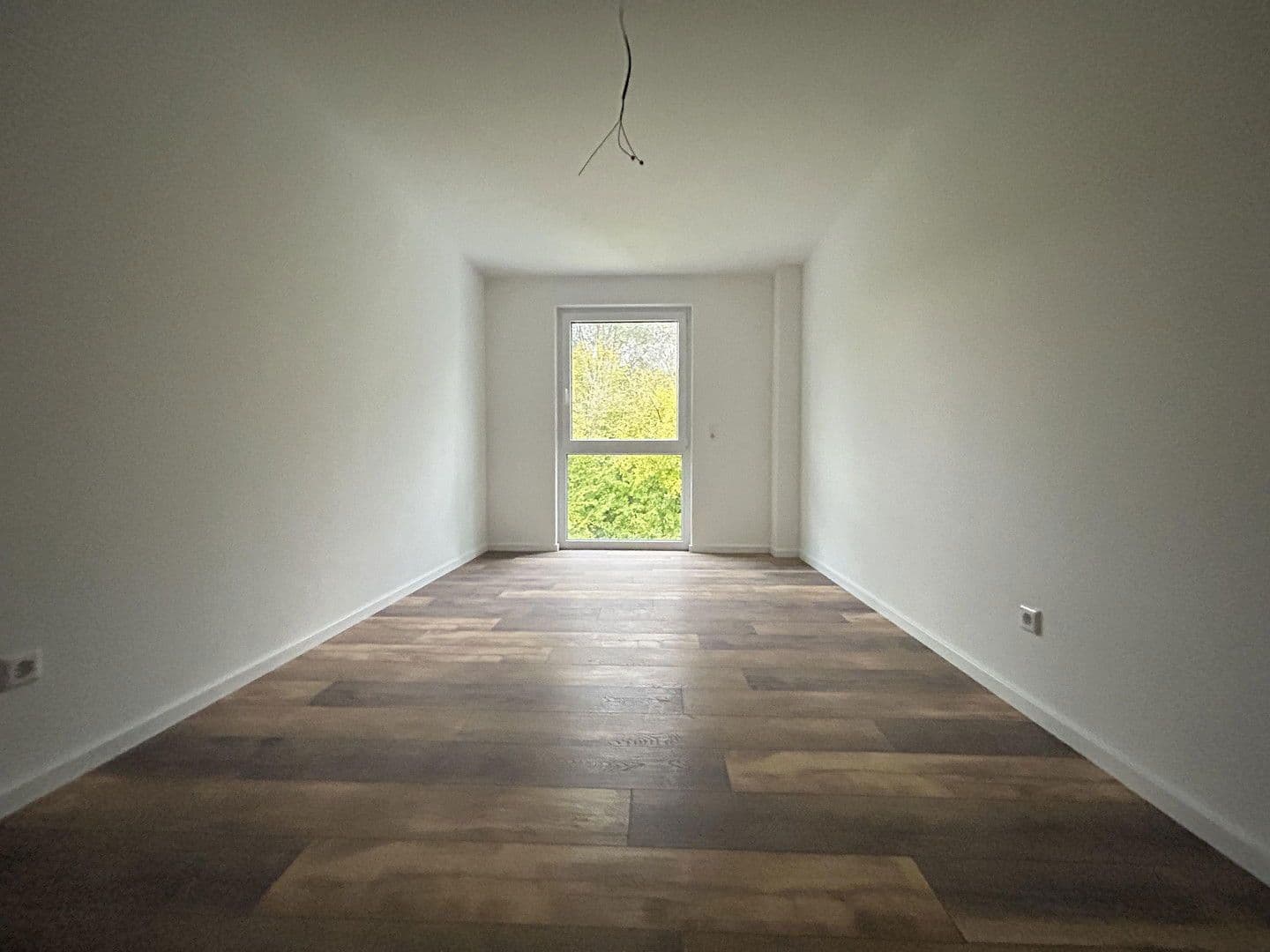Pronájem bytu 3+1 98 m², Fabrikstraße, Kraichtal, Bádensko-Württembersko Pronájem bytu 3+1 98 m², Fabrikstraße, Kraichtal, Bádensko-Württembersko
