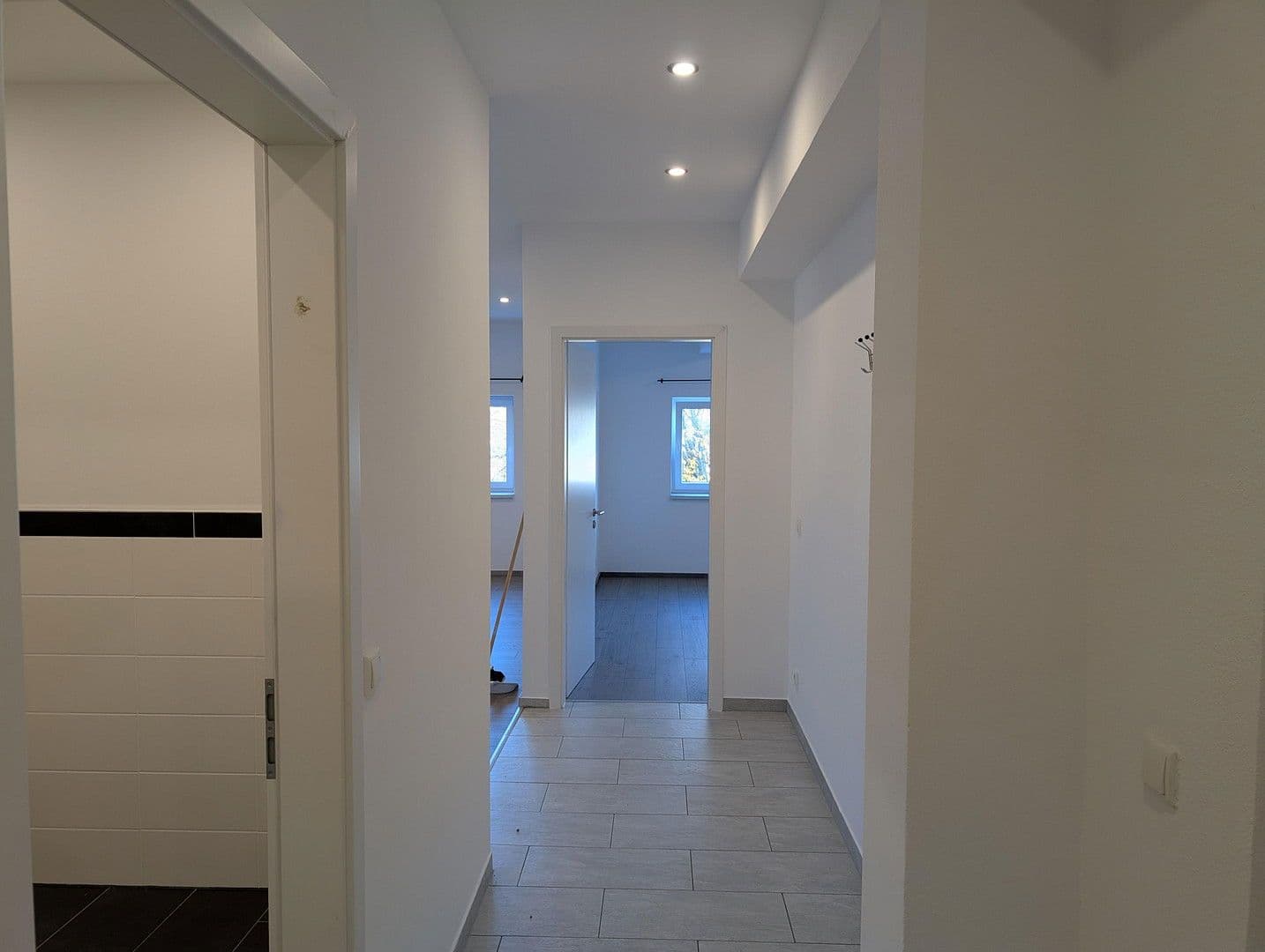 Pronájem bytu 2+1 82 m², Haidenburger Straße 23, Aidenbach, Bavorsko Pronájem bytu 2+1 82 m², Haidenburger Straße 23, Aidenbach, Bavorsko