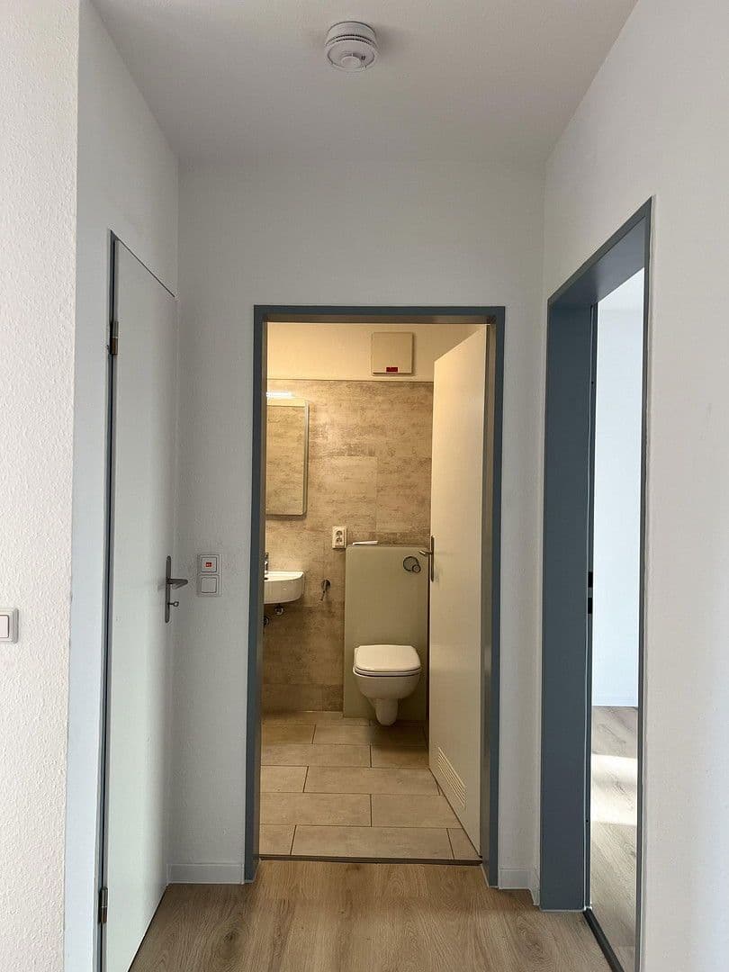 Pronájem bytu 2+1 54 m², Peter-Schmohl-Straße 3a, Freiberg, Sasko Pronájem bytu 2+1 54 m², Peter-Schmohl-Straße 3a, Freiberg, Sasko