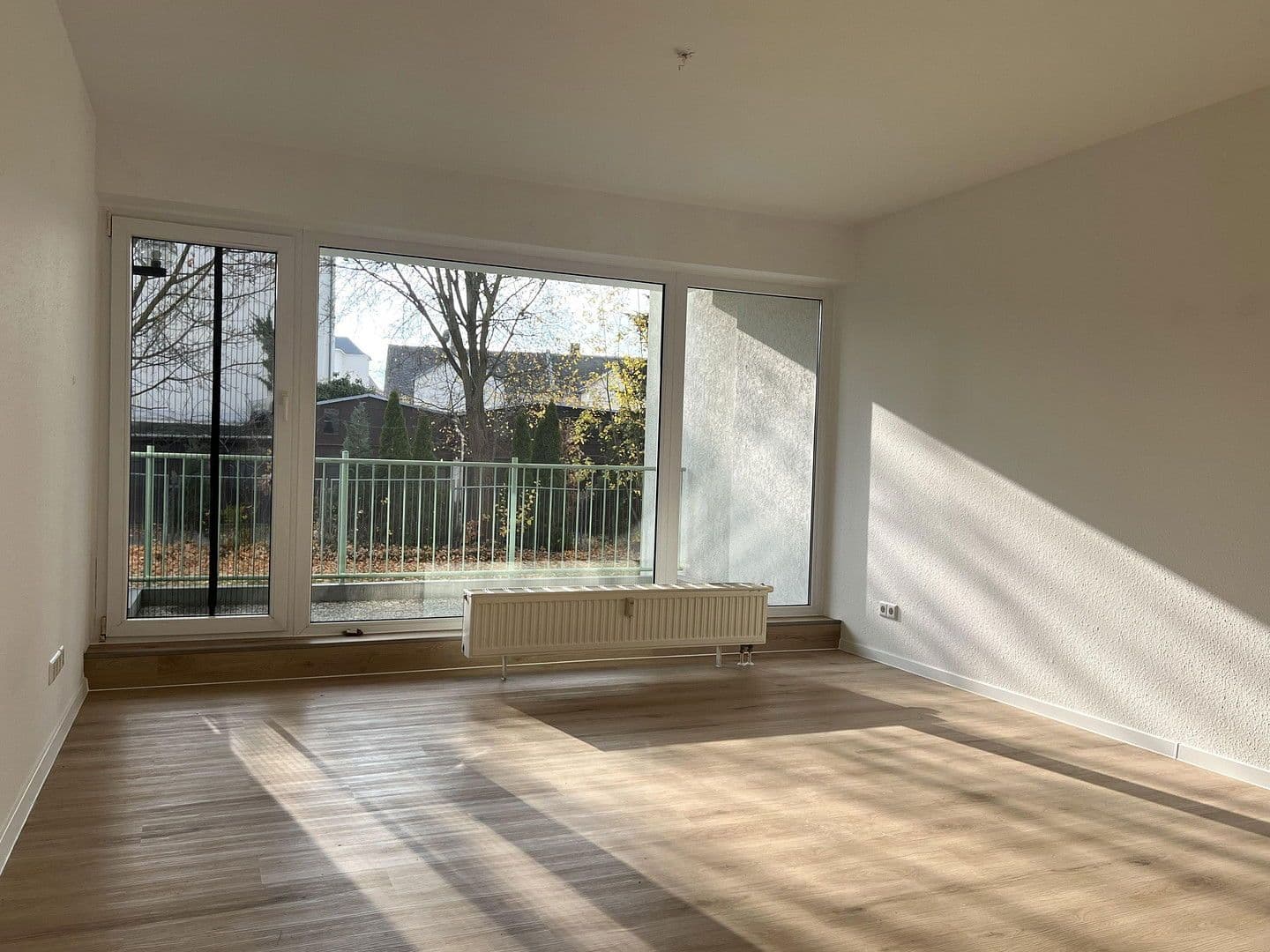 Pronájem bytu 2+1 54 m², Peter-Schmohl-Straße 3a, Freiberg, Sasko Pronájem bytu 2+1 54 m², Peter-Schmohl-Straße 3a, Freiberg, Sasko