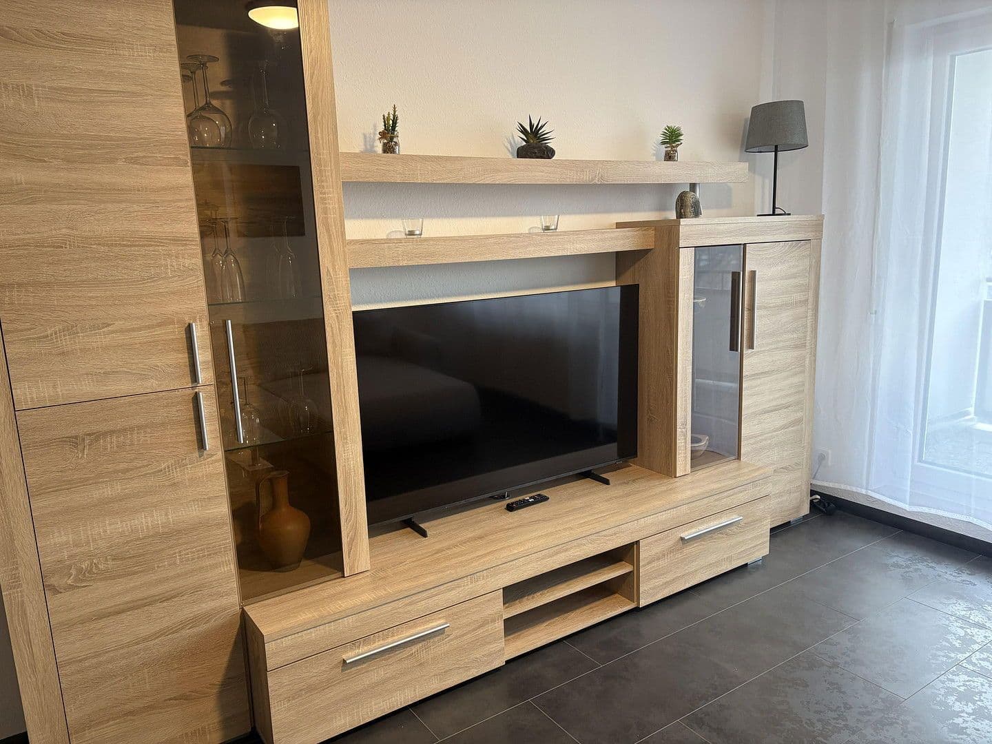 Pronájem bytu 2+1 59 m², Stuttgart, Bádensko-Württembersko Pronájem bytu 2+1 59 m², Stuttgart, Bádensko-Württembersko