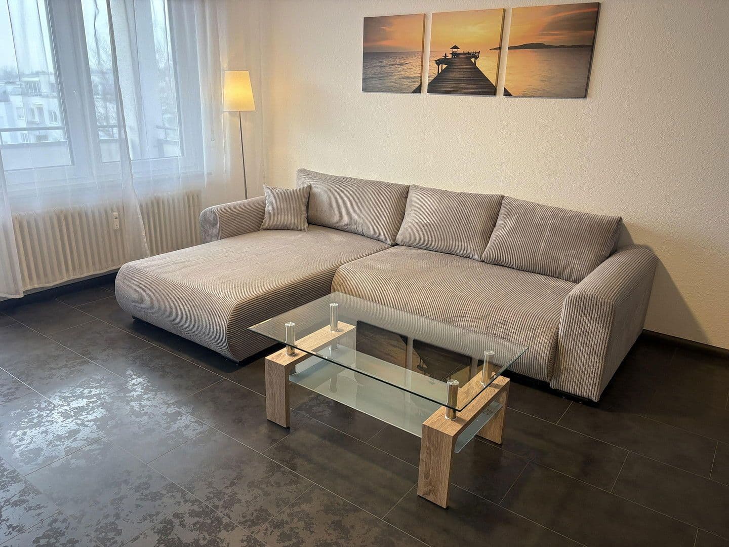 Pronájem bytu 2+1 59 m², Stuttgart, Bádensko-Württembersko Pronájem bytu 2+1 59 m², Stuttgart, Bádensko-Württembersko