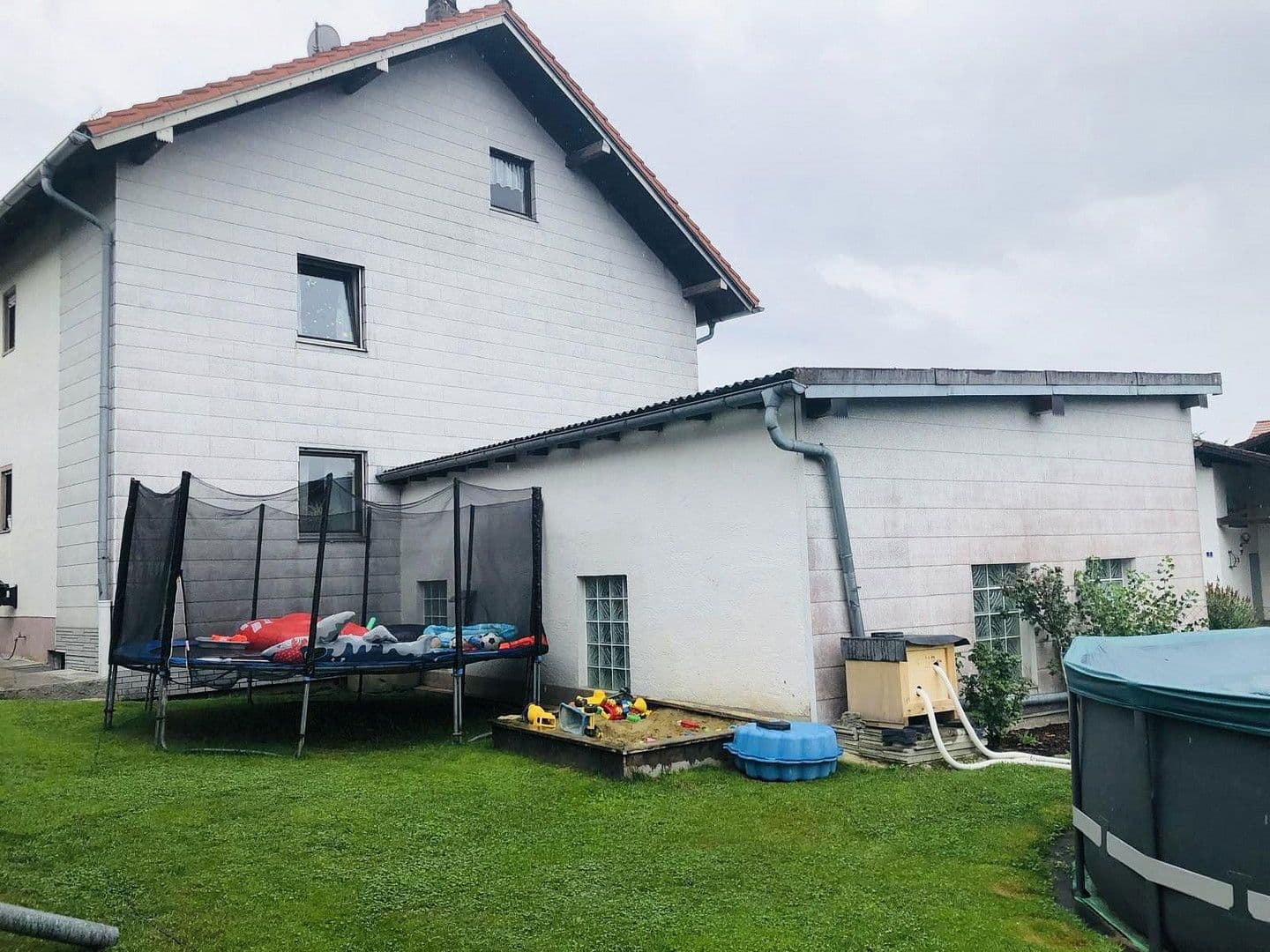 Prodej domu 200 m², pozemek 1.100 m², Tittling, Bavorsko Prodej domu 200 m², pozemek 1.100 m², Tittling, Bavorsko