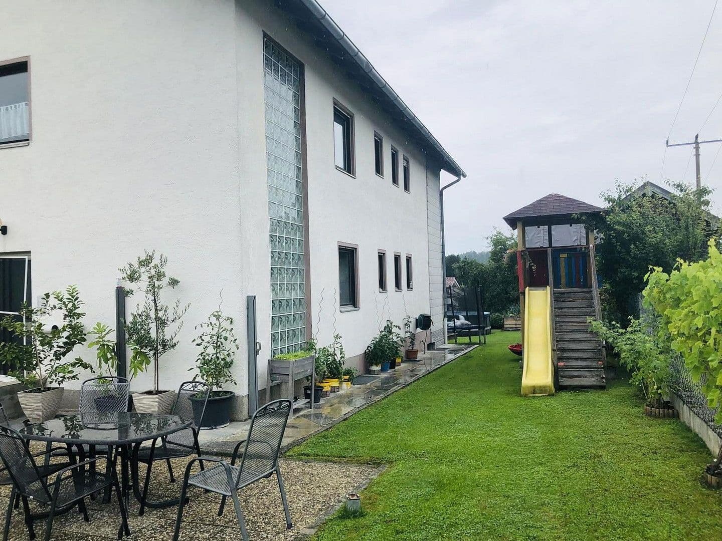 Prodej domu 200 m², pozemek 1.100 m², Tittling, Bavorsko Prodej domu 200 m², pozemek 1.100 m², Tittling, Bavorsko