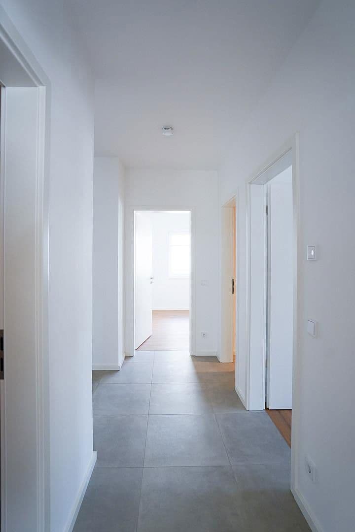 Pronájem bytu 4+1 125 m², Carl-Adam-Petri-Straße, Brandenburg - Potsdam, Braniborsko Pronájem bytu 4+1 125 m², Carl-Adam-Petri-Straße, Brandenburg - Potsdam, Braniborsko