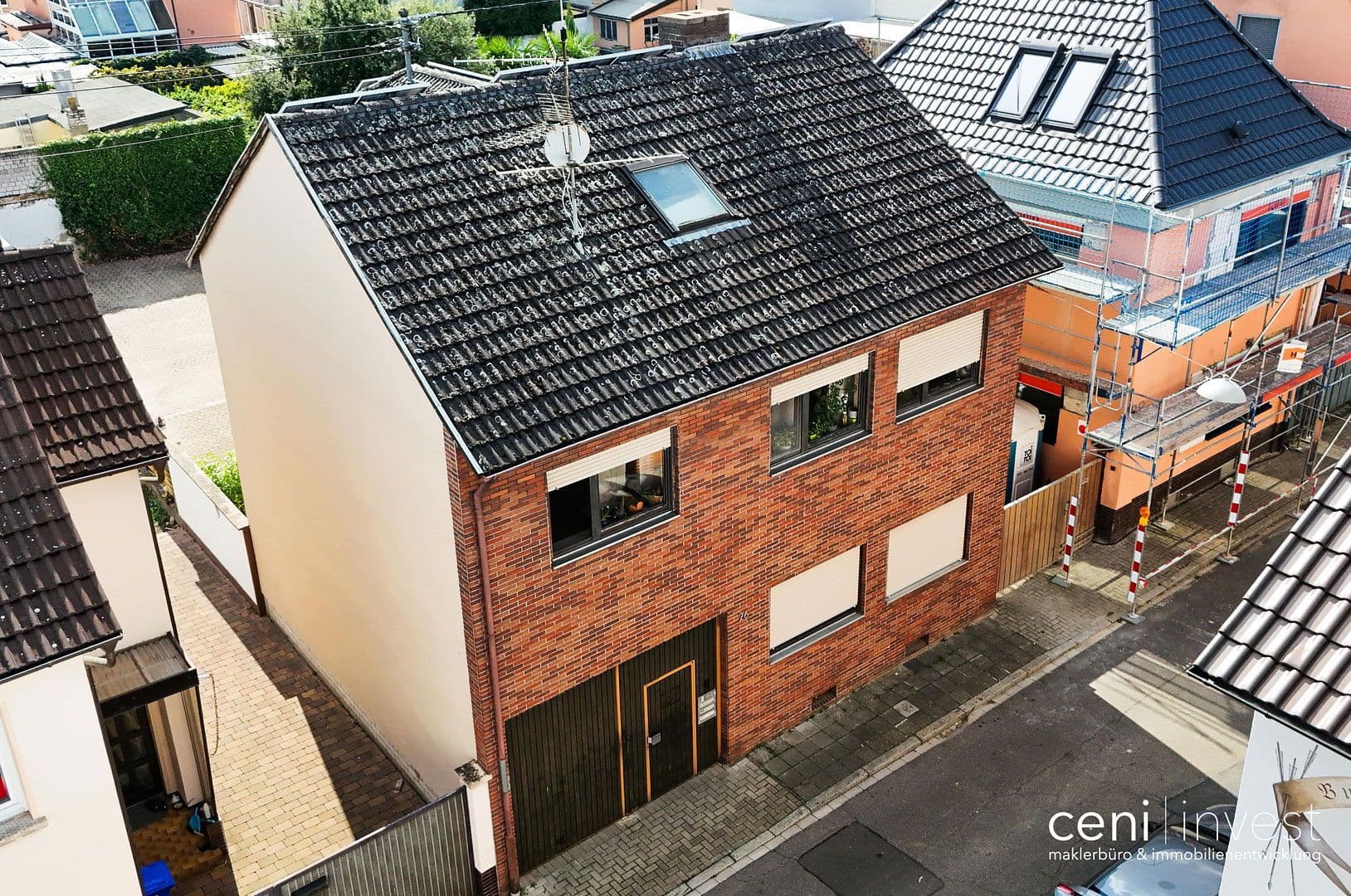 Prodej domu 158 m², pozemek 290 m², Dammbruchstraße 26, Ludwigshafen, Porýní-Falc Prodej domu 158 m², pozemek 290 m², Dammbruchstraße 26, Ludwigshafen, Porýní-Falc