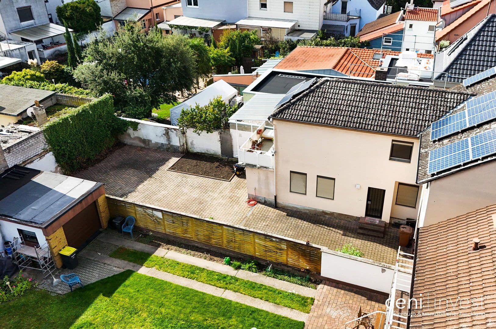 Prodej domu 158 m², pozemek 290 m², Dammbruchstraße 26, Ludwigshafen, Porýní-Falc Prodej domu 158 m², pozemek 290 m², Dammbruchstraße 26, Ludwigshafen, Porýní-Falc